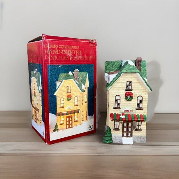 Vintage 1992 Dickens Collectibles Holiday Tavern Porcelain Village House in Box - Picture 1 of 8